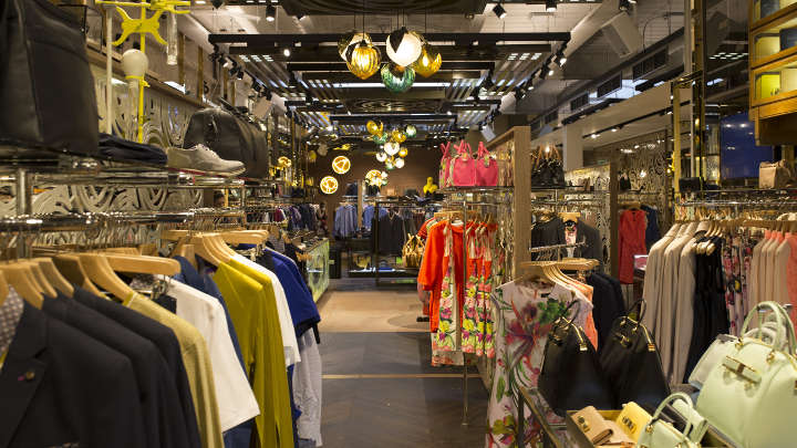 Công ty bán lẻ trang phục cao cấp Ted Baker ở Anh dùng công nghệ chiếu sáng ‘Sales Floor’ của Philips