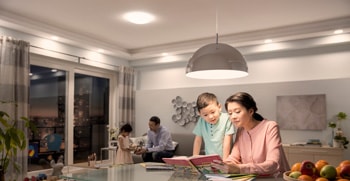 Ánh sáng chất lượng, chăm sóc đôi mắt với nguồn sáng dịu nhẹ, an toàn.