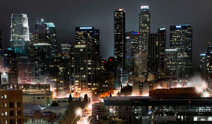 Los Angeles rực rỡ ánh đèn, Los Angeles