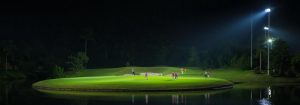 Đèn LED   nâng tầm sân golf